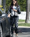 Nina_Dobrev_-_wraps_up_a_morning_workout_in_Los_Angeles_03.jpg